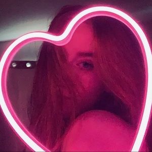 Meet your Posher, Briana